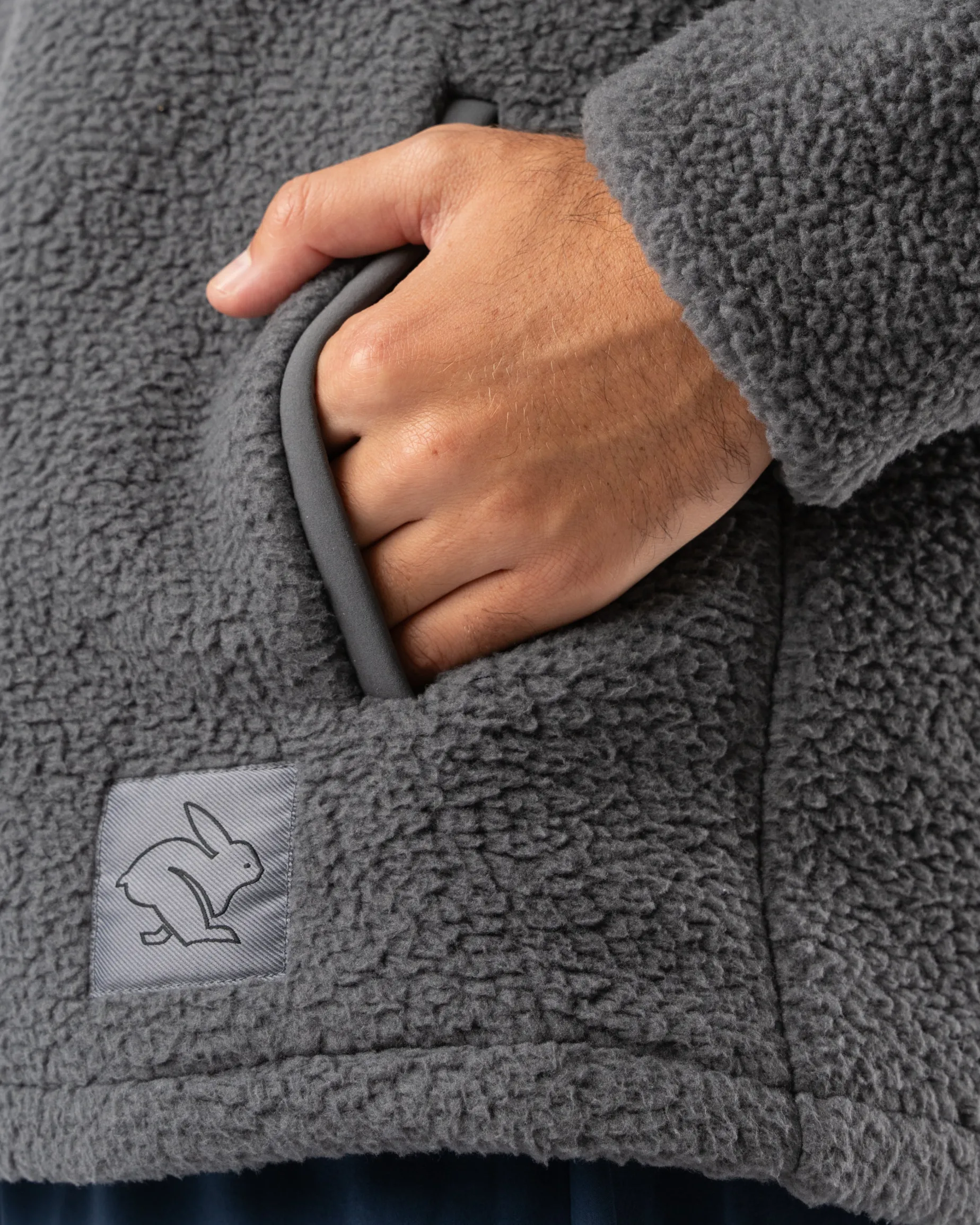 fleece_of_mind_zip_4-1.webp Fleece Of Mind Zip