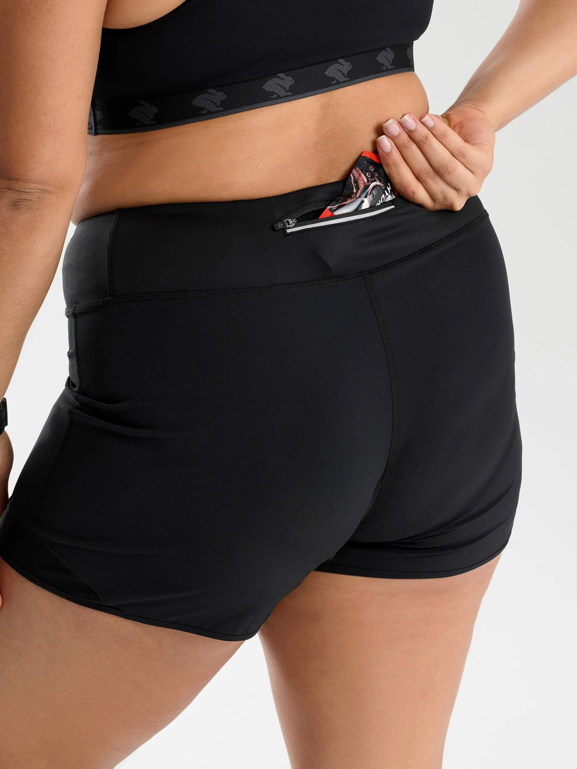 hopper_26.webp Hopper